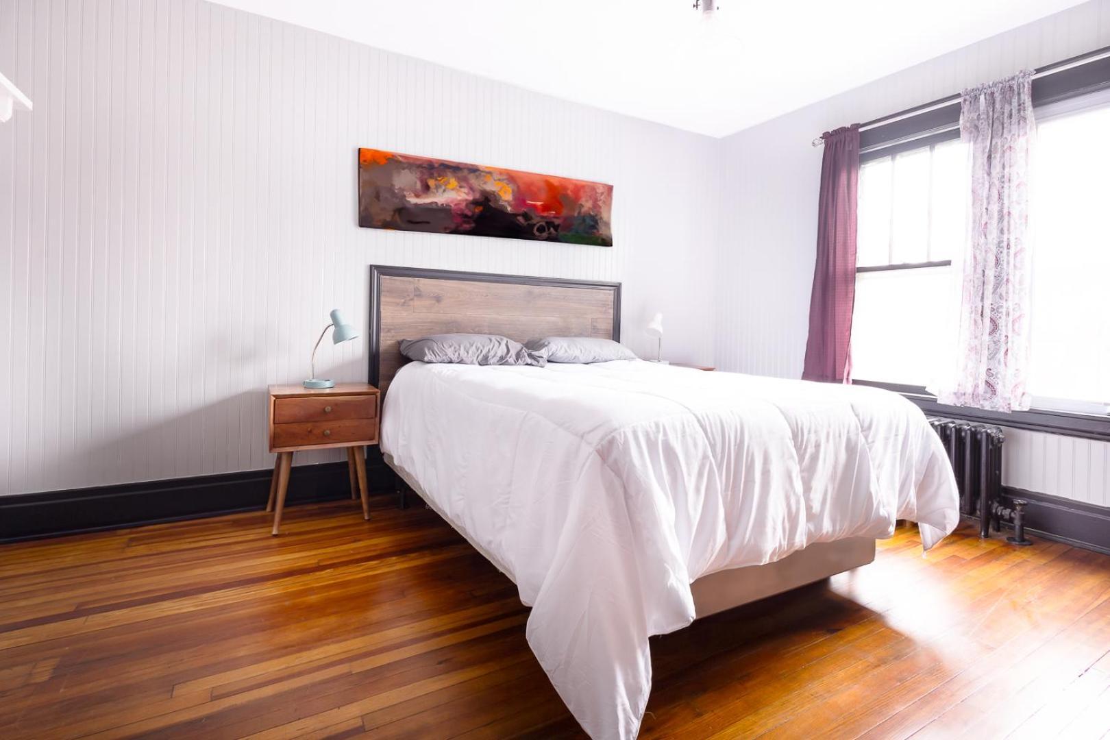 The Pub- 8Br Free Parking, Minutes From Falls & Casino Niagara Falls Exterior photo